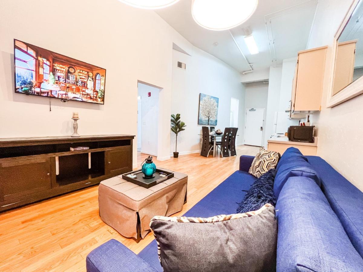 Gaslamp 2Bdrm - W Parking & 4 Beds #204 Hotel Сан Диего Екстериор снимка