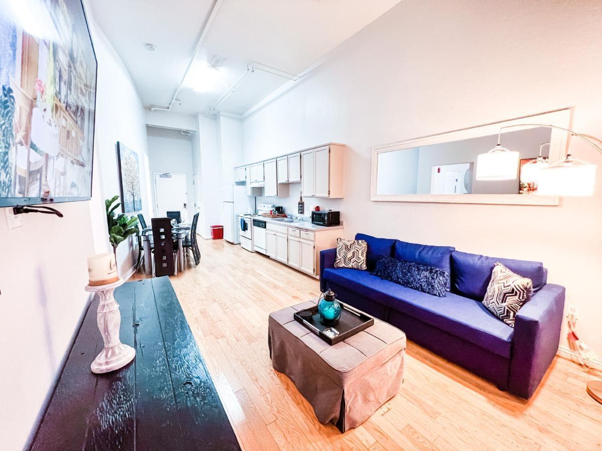 Gaslamp 2Bdrm - W Parking & 4 Beds #204 Hotel Сан Диего Екстериор снимка